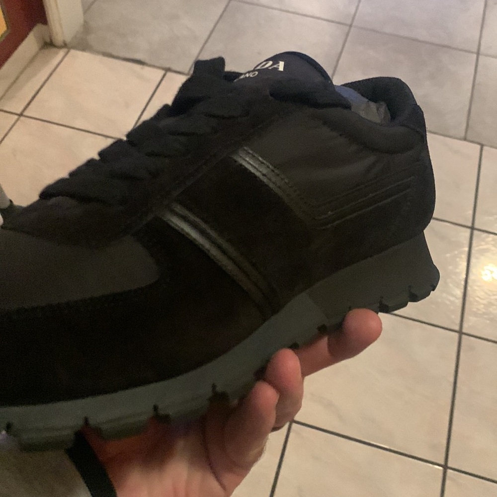 Prada sneaker - Picture 9 of 10